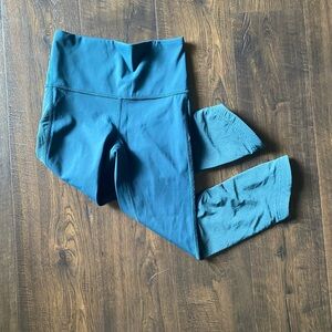 lululemon athletica ready set go yoga high rise teal 21” cropped leggings size 2